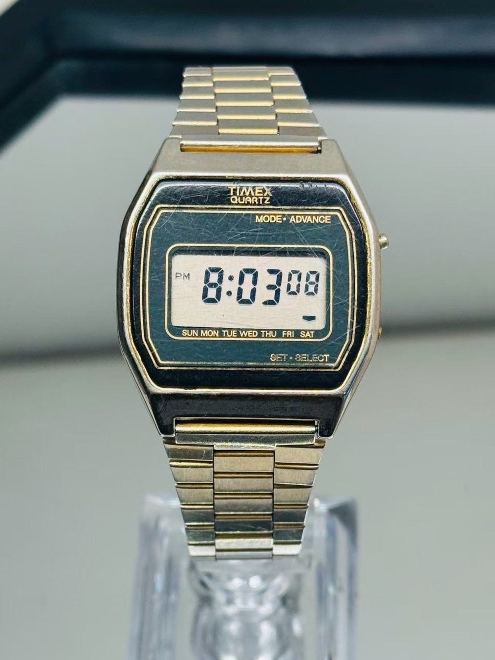 Vintage Timex Quartz Digital Watch Gold Tone 33mm New Battery Retro LCD Working